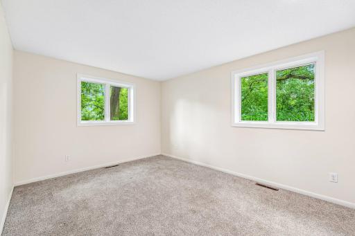 23 Evergreen Road, North Oaks, MN 55127