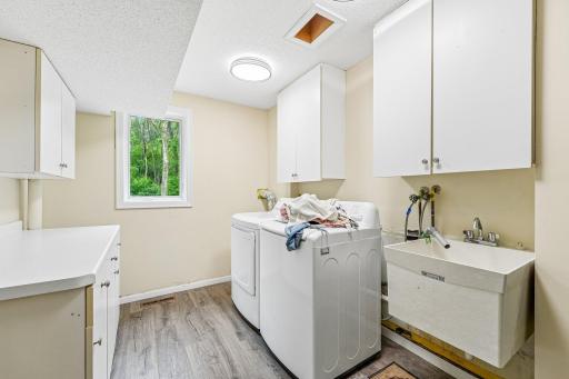 23 Evergreen Road, North Oaks, MN 55127