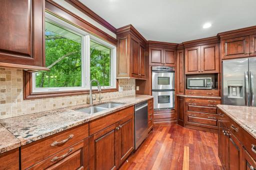 23 Evergreen Road, North Oaks, MN 55127