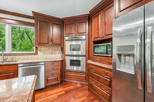 23 Evergreen Road, North Oaks, MN 55127
