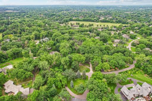 23 Evergreen Road, North Oaks, MN 55127