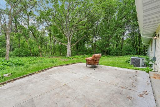 23 Evergreen Road, North Oaks, MN 55127