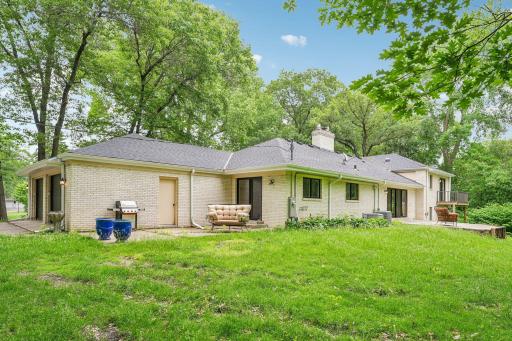 23 Evergreen Road, North Oaks, MN 55127
