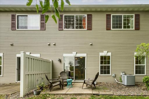 906 Village Parkway, Circle Pines, MN 55014