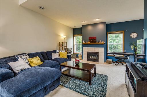 906 Village Parkway, Circle Pines, MN 55014