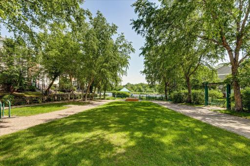 906 Village Parkway, Circle Pines, MN 55014