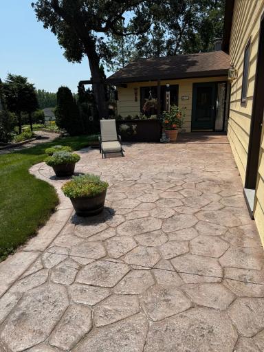 1288 Rolling Oaks Lane NW, Hutchinson, MN 55350