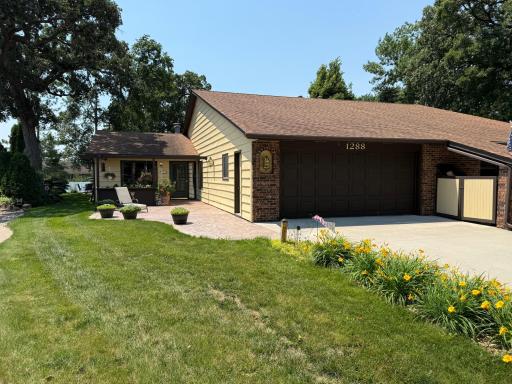 1288 Rolling Oaks Lane NW, Hutchinson, MN 55350