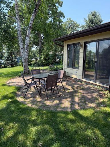 1288 Rolling Oaks Lane NW, Hutchinson, MN 55350
