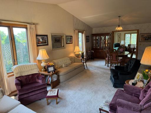 1288 Rolling Oaks Lane NW, Hutchinson, MN 55350
