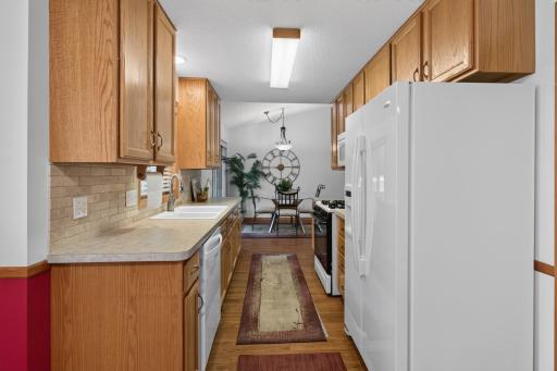 13805 Granada Avenue, Saint Paul, MN 55124