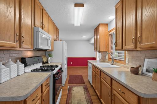 13805 Granada Avenue, Saint Paul, MN 55124