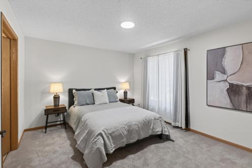 13805 Granada Avenue, Saint Paul, MN 55124