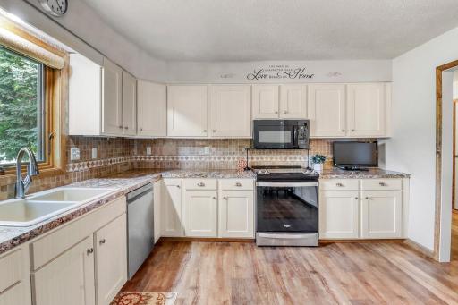 3907 3rd Street S, Moorhead, MN 56560
