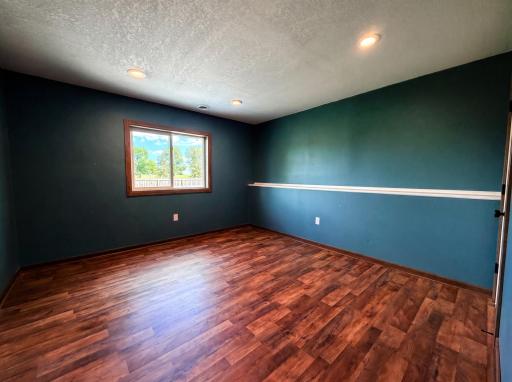 1207 Mulberry Avenue NE, Montgomery, MN 56069