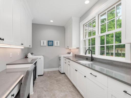 732 Old Beach Lane, Waconia, MN 55387