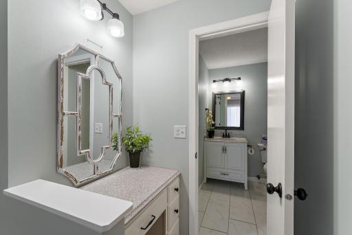 9013 Indian Boulevard S, Cottage Grove, MN 55016
