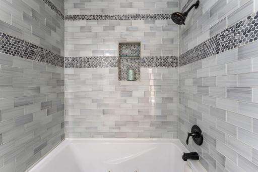9013 Indian Boulevard S, Cottage Grove, MN 55016