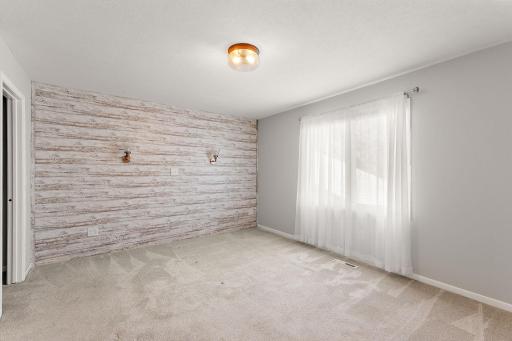 9013 Indian Boulevard S, Cottage Grove, MN 55016