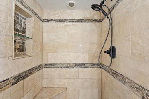 9013 Indian Boulevard S, Cottage Grove, MN 55016