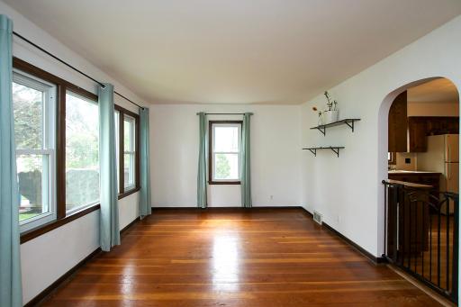 131 Elm Street E, Norwood Young America, MN 55368