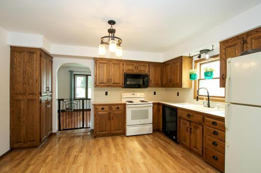 Very large, open kitchen with plenty of cabinets and countertops