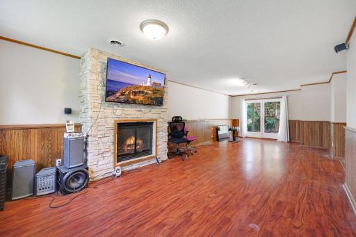 Gas fireplace with gorgeous stone surround