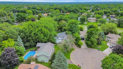1984 Helena Court, Saint Paul, MN 55128