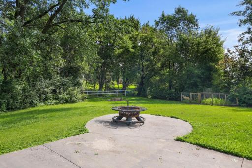 Excellent space for gardening, recreation & peace and quiet