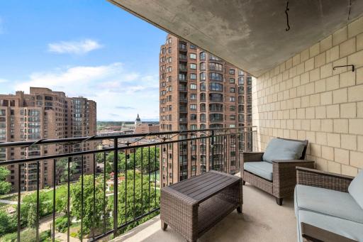 1225 La Salle Ave #1502 Generous seating on balcony