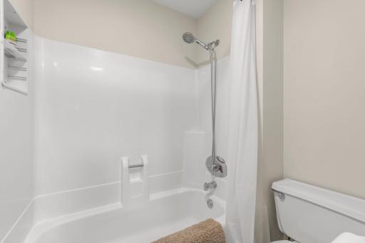 44-web-or-mls-1225 La Salle Ave #1502-81.jpg