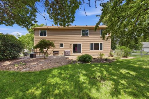 9643 Polaris Lane N, Maple Grove, MN 55369