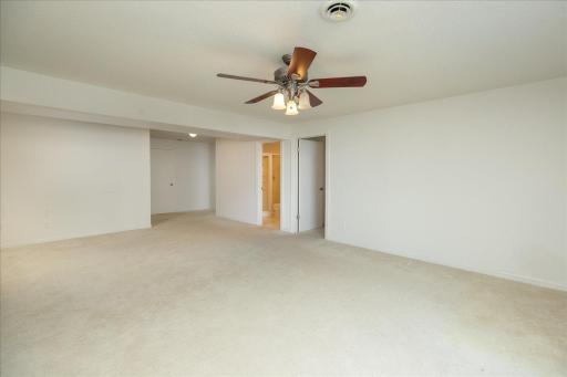 3211 Northern Valley Drive NE, Rochester, MN 55906