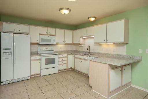 3211 Northern Valley Drive NE, Rochester, MN 55906