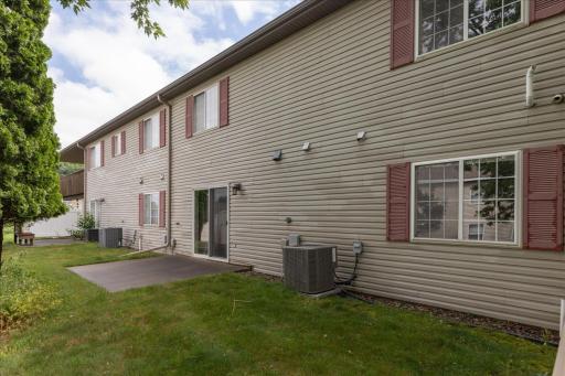 3211 Northern Valley Drive NE, Rochester, MN 55906