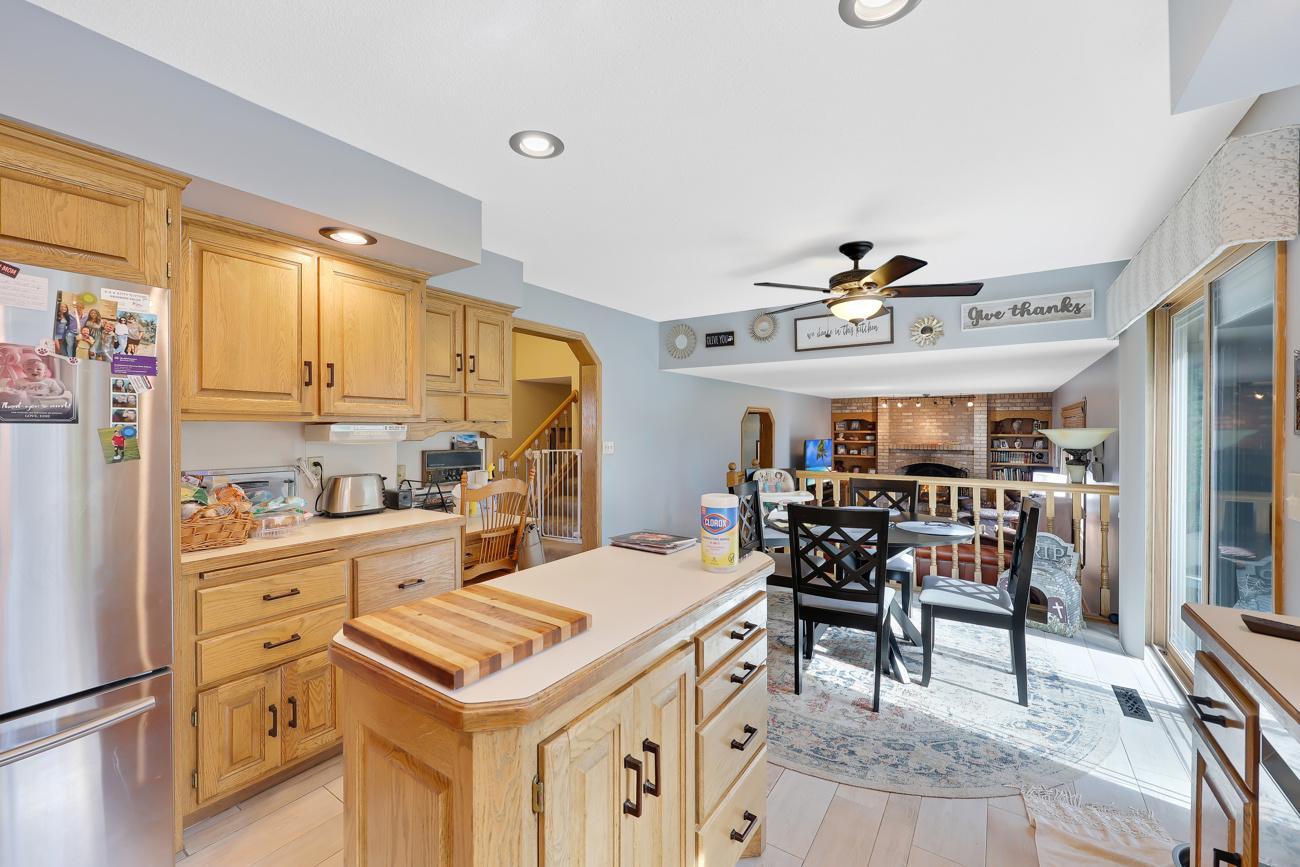 Beautiful flow from kitchen-to-dining-to-den
