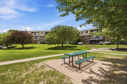 255 Westview Drive, 308, Saint Paul, MN 55118