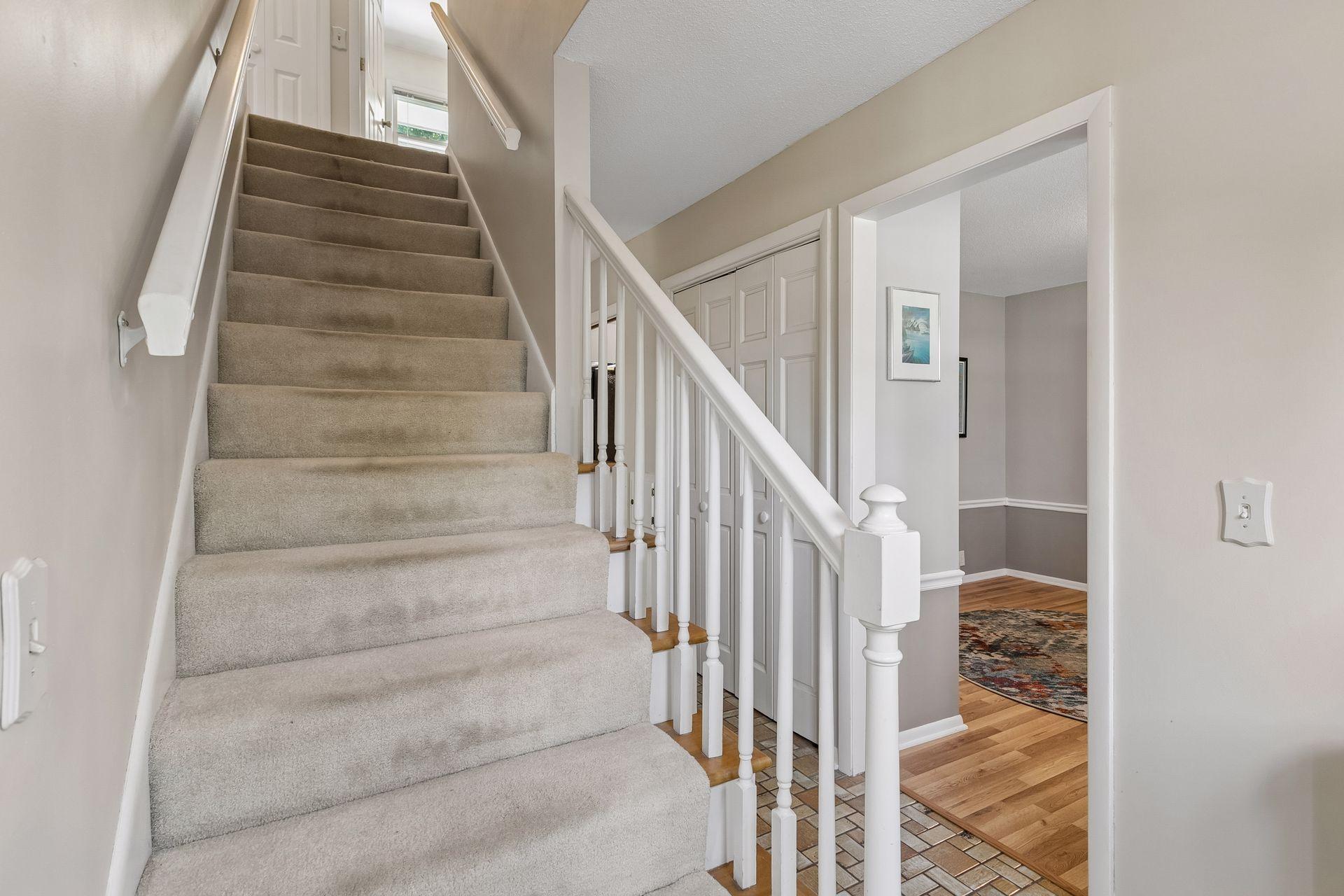 The traditional floor plan allows for separation of rooms while also incorporating wide-open spaces, too!