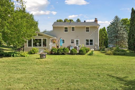 A nice flat yard is perfect for games and entertaining!