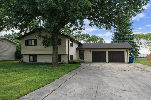 3115 Covent Garden Street S, Moorhead, MN 56560