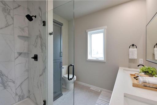 867 Harvest Circle, Horace, ND 58047