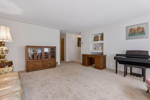3901 Louisiana Avenue N, Minneapolis, MN 55427