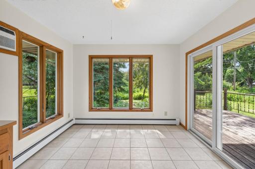 Breakfast nook area