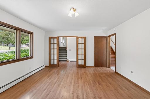 Family Room looking at Entry