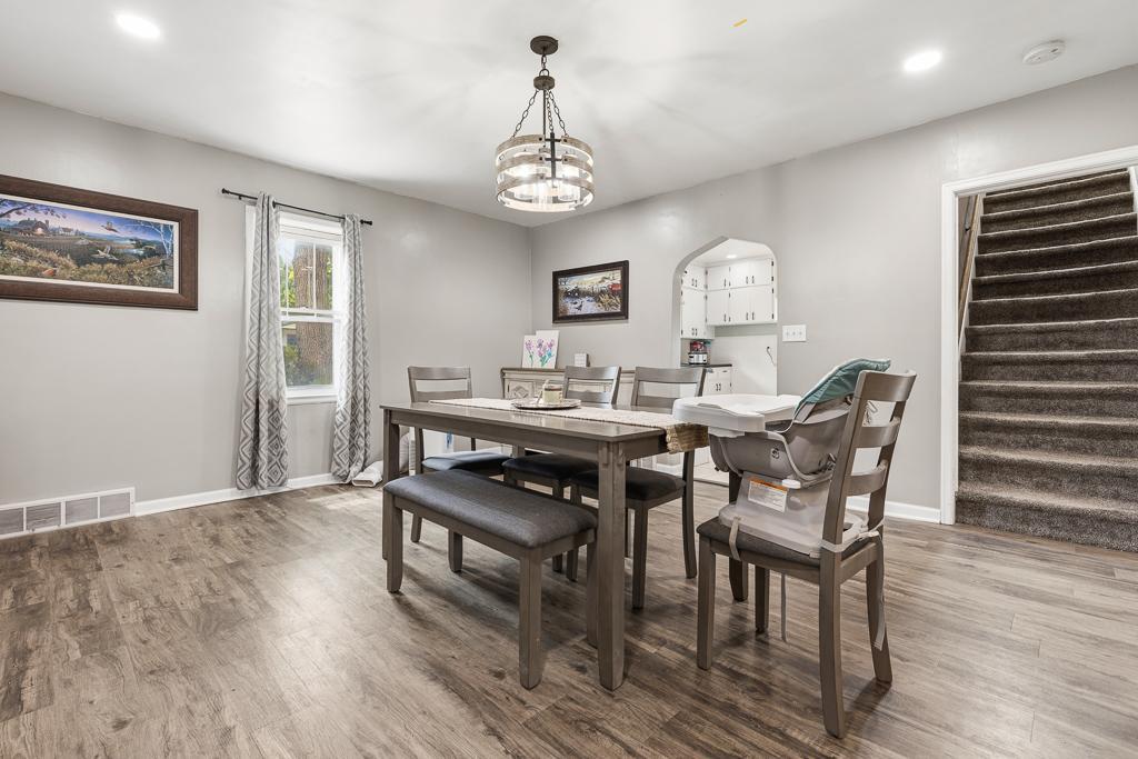 Spacious area to gather and entertain