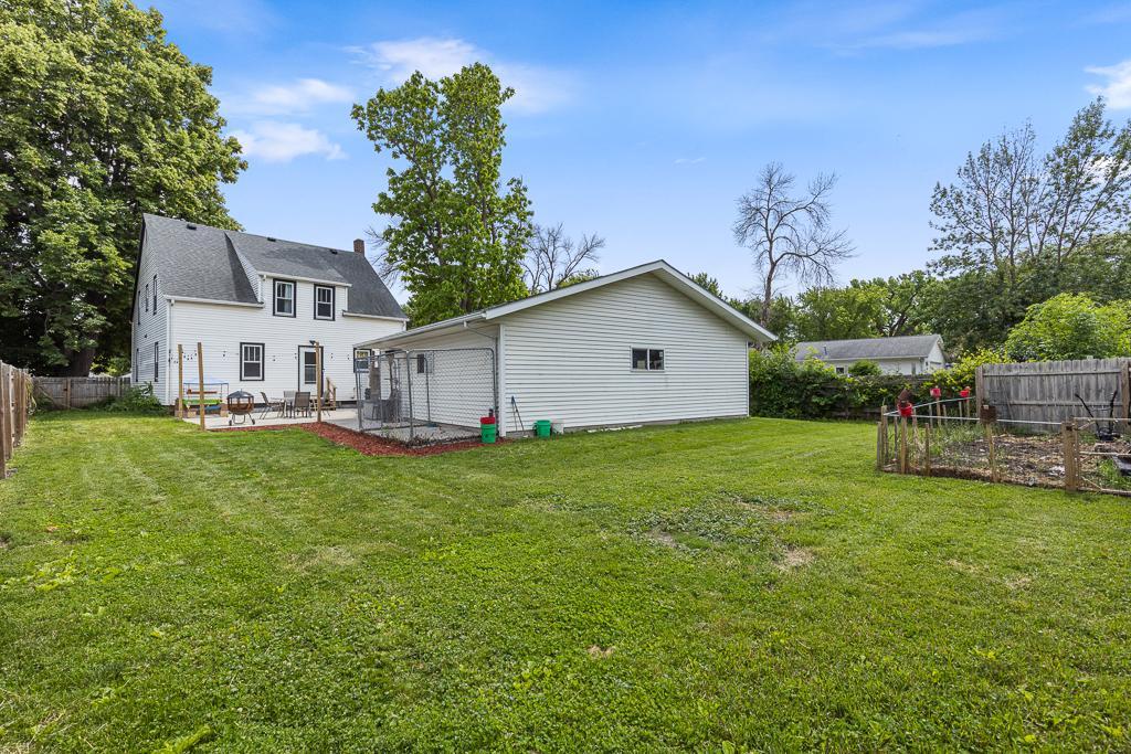 Spacious backyard with plenty of space to garden, landscape, or add a playground for the kids