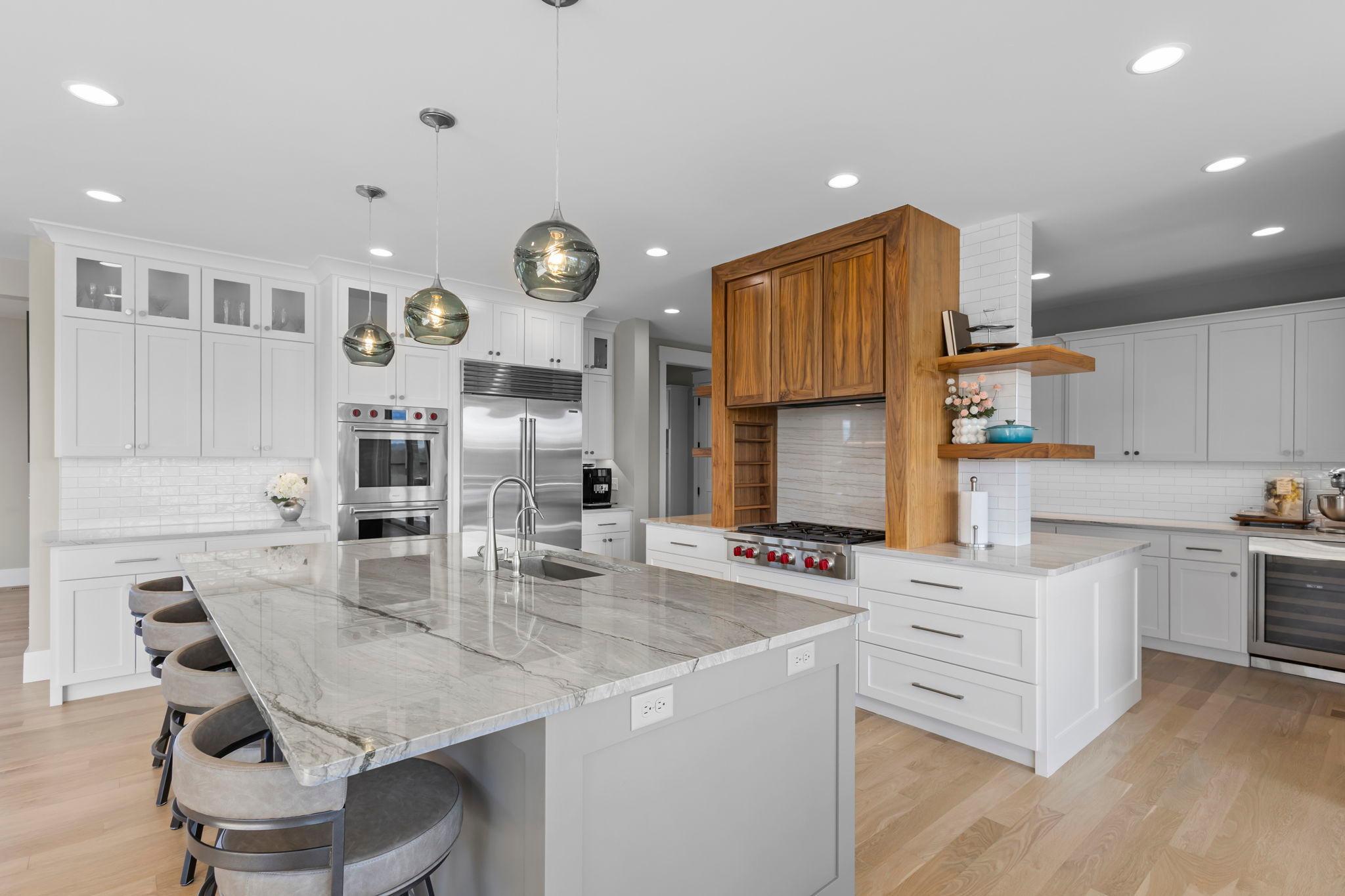 94-web-or-mls-7350 Inwood Way N-807.jpg