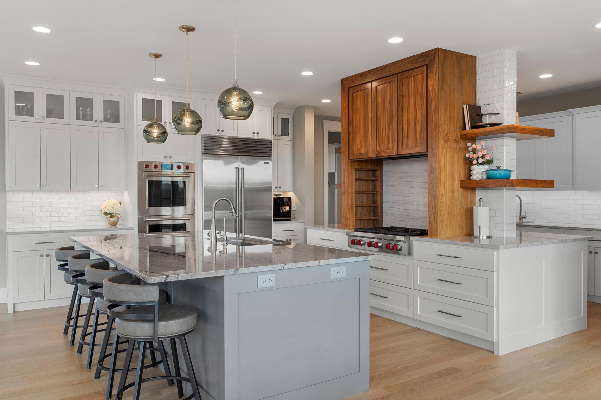 98-web-or-mls-7350 Inwood Way N-210.jpg