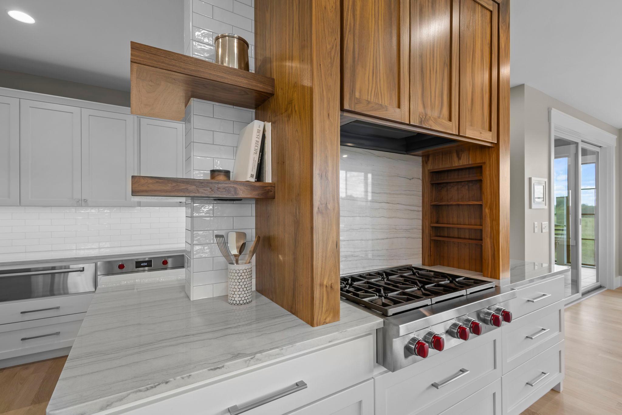 89-web-or-mls-7350 Inwood Way N-777.jpg
