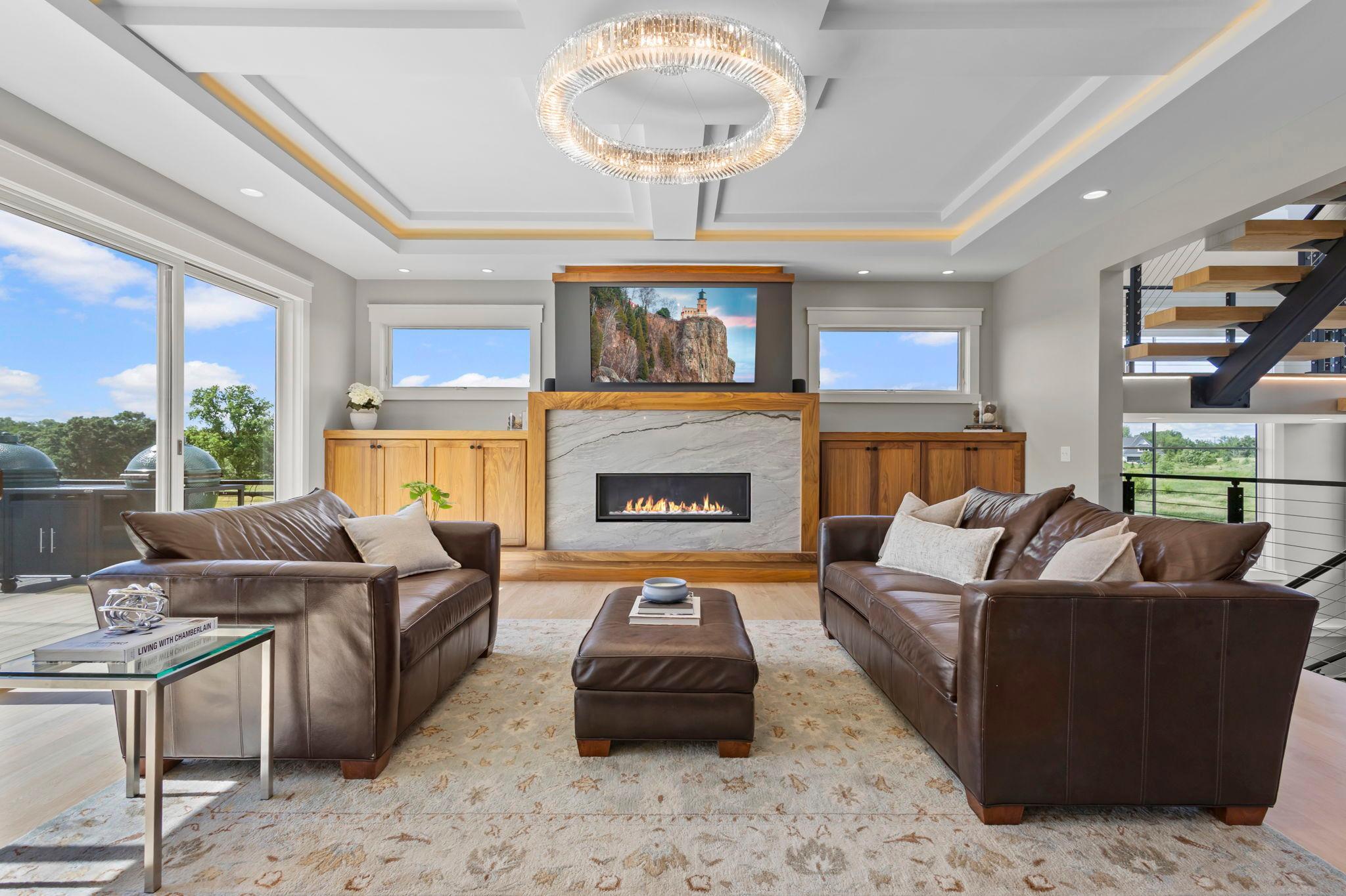 76-web-or-mls-7350 Inwood Way N-837.jpg